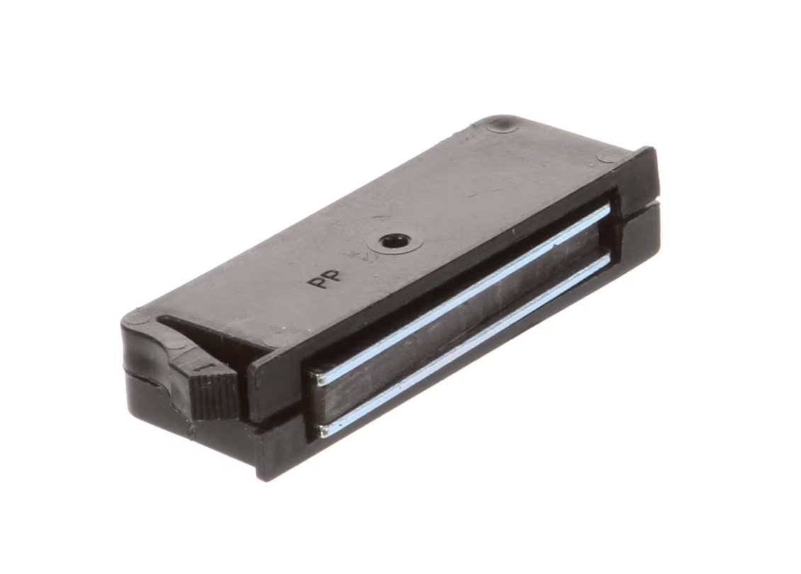 Carter Hoffmann 18302-0079 Snap-In Magnetic Catch Large